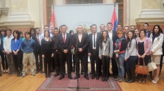 6 April 2015 The Chairman and Deputy Chairman of the Committee on the Diaspora and Serbs in the Region in meeting with the representatives of Serbian youth from Croatia
